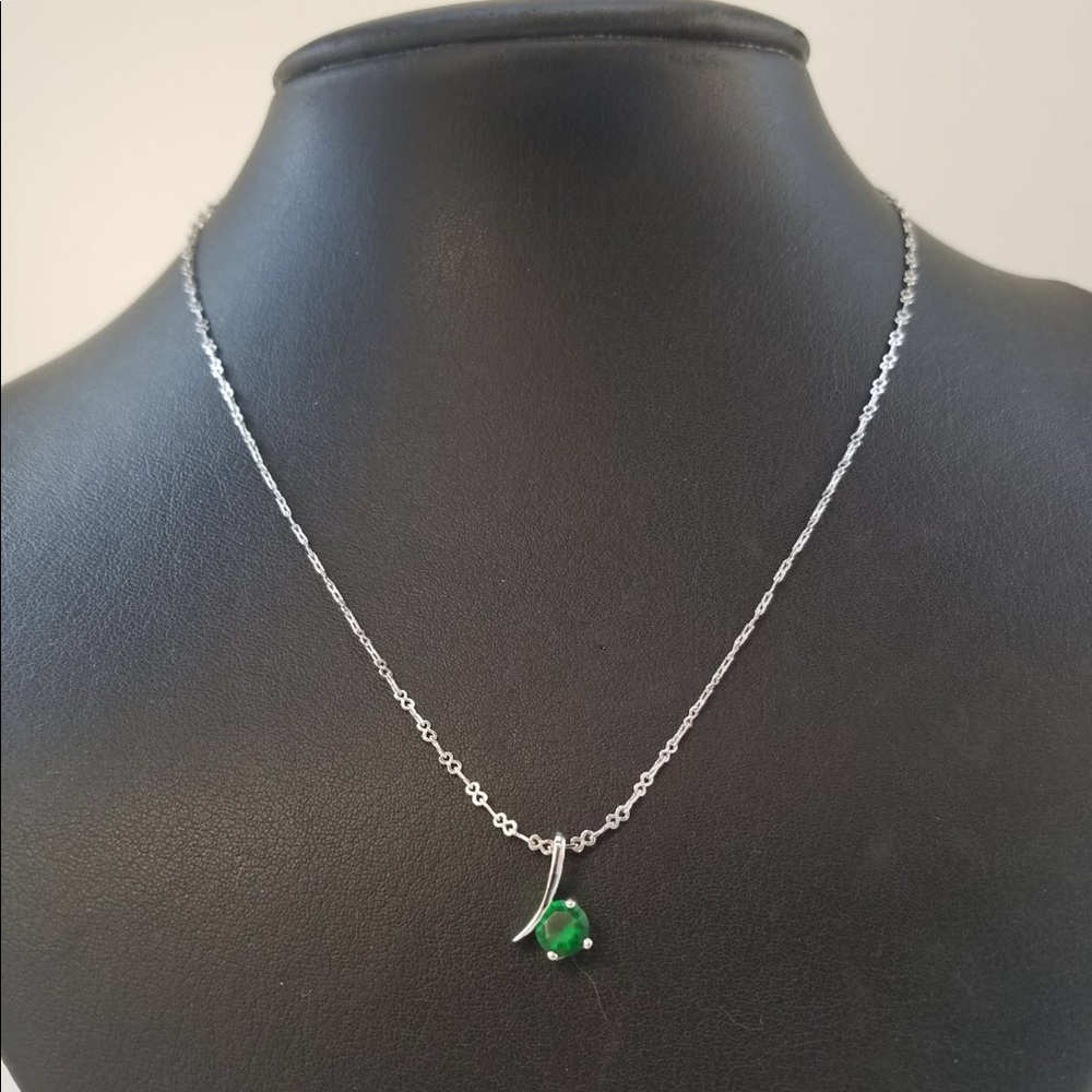 💚Sterling silver necklace with birthstone💚